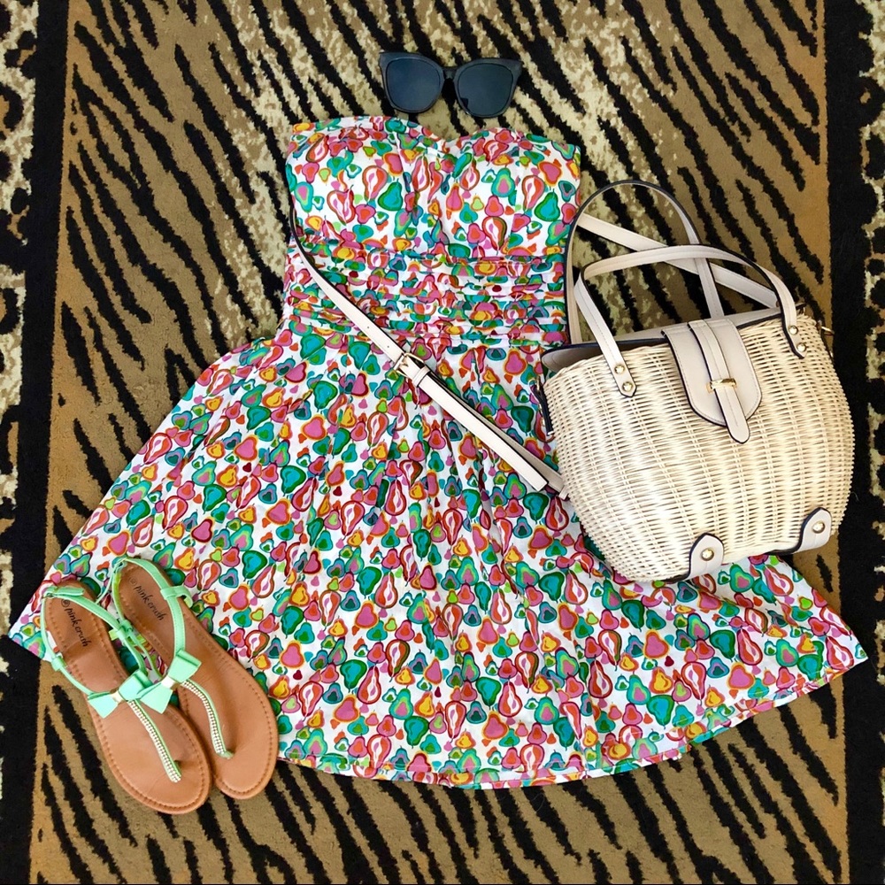 ♦️3 for $25♦️American Rag strapless pear dress 🍐
